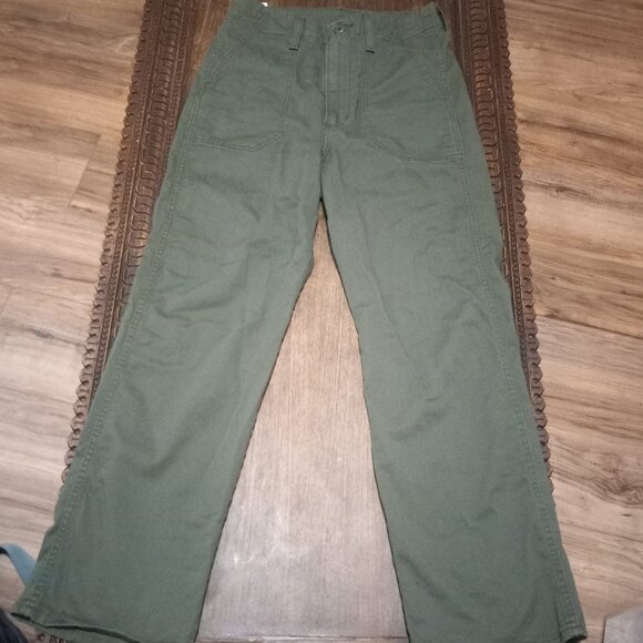Levi's Pants Women's 27 x 29 Green Surplus Straight - Picture 1 of 4